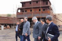 بازدید معاون وزیر صمت از شرکت های کشتی‌سازی ناخدای جزیره و ایلکا در بوشهر