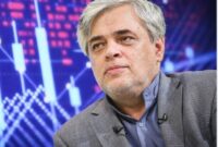 آقایجبلی! کلید اتاقتان را به نگهبان بدهید؛ دست وحیدجلیلی را بگیرید و با هم تشریف ببرید منزل آقایجبلی! کلید اتاقتان را به نگهبان بدهید؛ دست وحیدجلیلی را بگیرید و با هم تشریف ببرید منزل