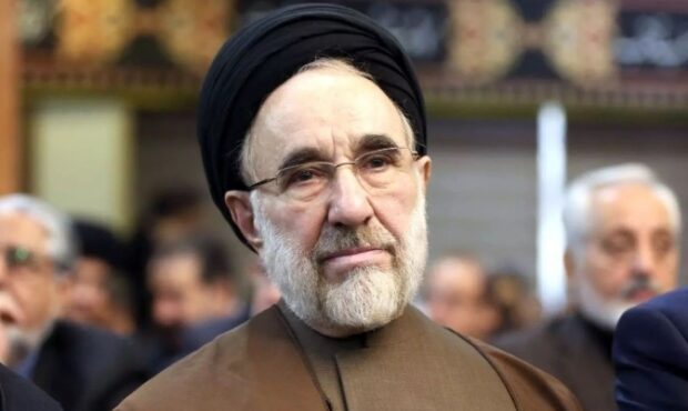 سید محمد خاتمی: مذاکره به معنای تسلیم شدن نیست/ درست نيست صدای بلند در اختيار کسانی باشد که تحريم را نعمت میدانند سید محمد خاتمی: مذاکره به معنای تسلیم شدن نیست/ درست نيست صدای بلند در اختيار کسانی باشد که تحريم را نعمت میدانند