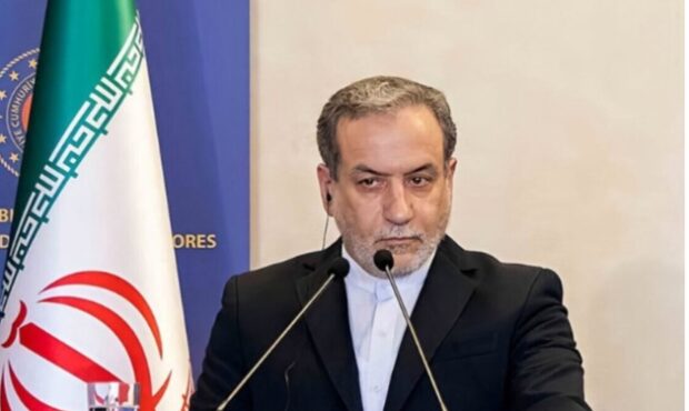 عراقچی: آمریکا باید خسارت‌های وارده به ایران در جنگ ۱۲ روزه را جبران کند