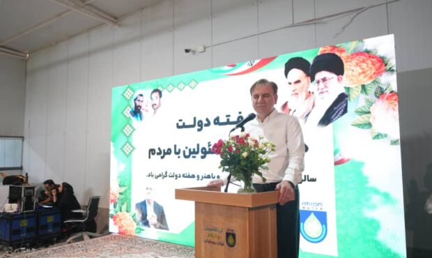 استاندار بوشهر: شرکت‌های مستقر در پارس جنوبی، از تولیدات بومی استان، بیشتر خرید کنند