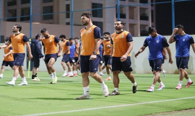 افشاگری فردوسیپور از سفر ۸۹ نفرهی تیم ملی به امارات: افشاگری فردوسیپور از سفر ۸۹ نفرهی تیم ملی به امارات: