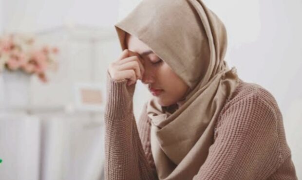 زنانِ مبتلا به اختلالات خلقی؛ دردهایی که اغلب “به حساب نازکدلی” گذاشته میشود زنانِ مبتلا به اختلالات خلقی؛ دردهایی که اغلب “به حساب نازکدلی” گذاشته میشود