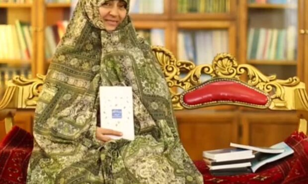 نفیسه فیاضبخش؛ زن طراز انقلاب اسلامی در میدان جهاد تبیین نفیسه فیاضبخش؛ زن طراز انقلاب اسلامی در میدان جهاد تبیین