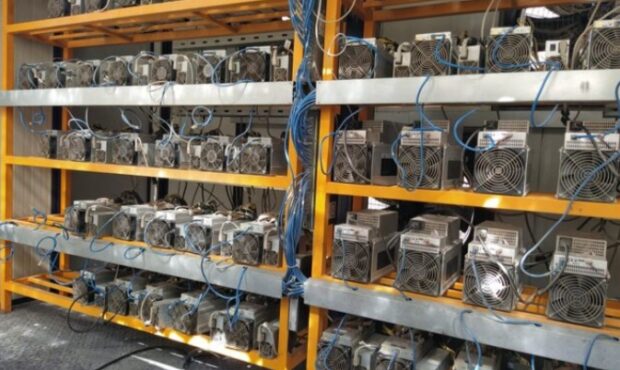 قطع اینترنت دست مزارع غیرمجاز بیت‌کوین را رو کرد